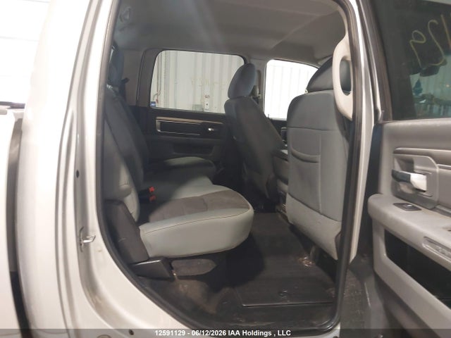 2013 Ram 3500 Slt მანქანა იყიდება აუქციონზე, vin: 3C63R3DL7DG582521, აუქციონის ნომერი: 12591129