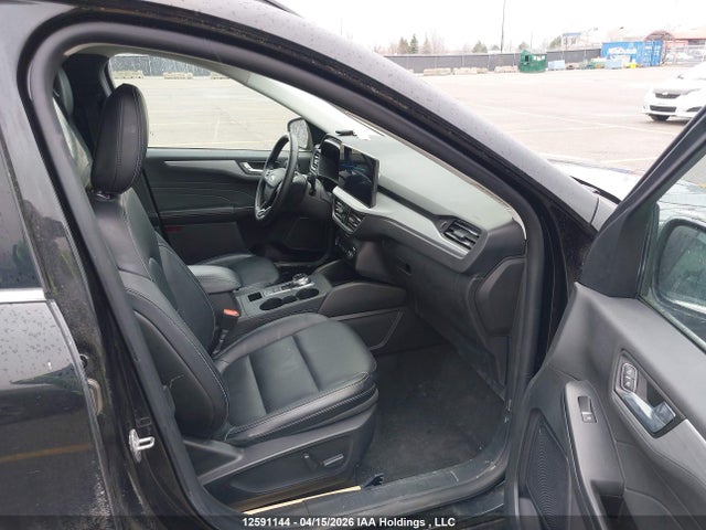 12591144 :رقم المزاد ، 1FMCU9JA5RUB38602 vin ، 2024 Ford Escape Platinum مزاد بيع