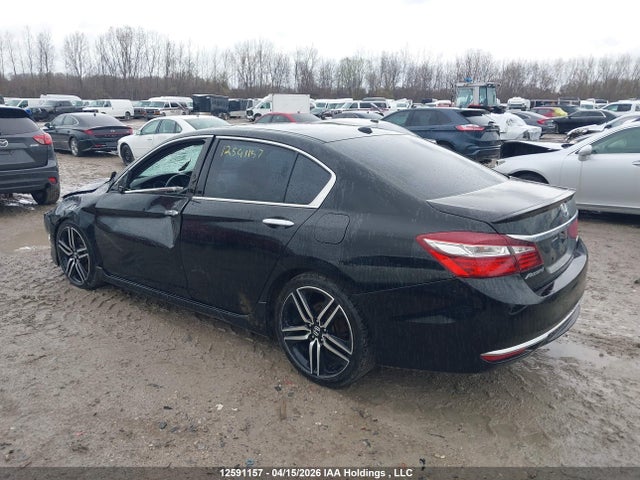 1HGCR2F02GA807471 Honda Accord Touring