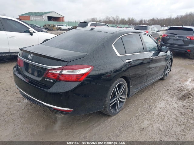 1HGCR2F02GA807471 Honda Accord Touring