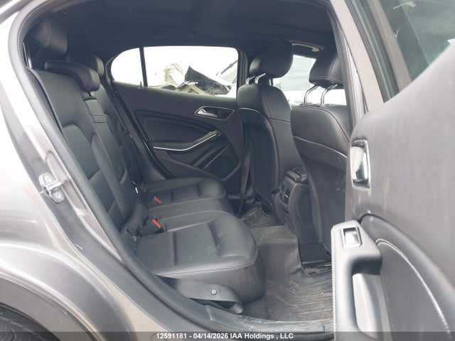 WDCTG4GB2KJ535801 Mercedes-Benz Gla 250 4matic