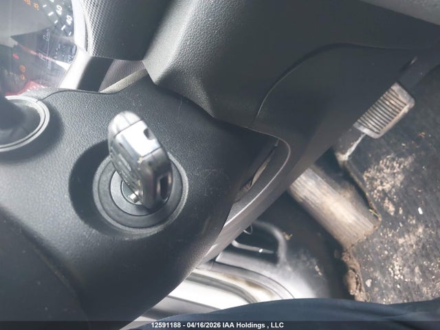 KM8K12AAXJU128101 Hyundai Kona Se