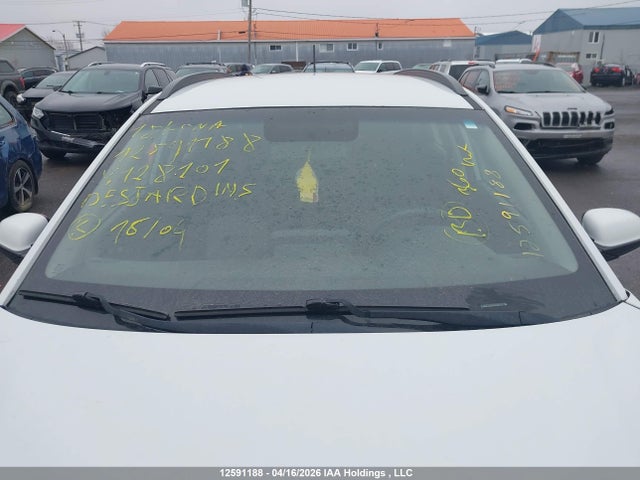 KM8K12AAXJU128101 Hyundai Kona Se