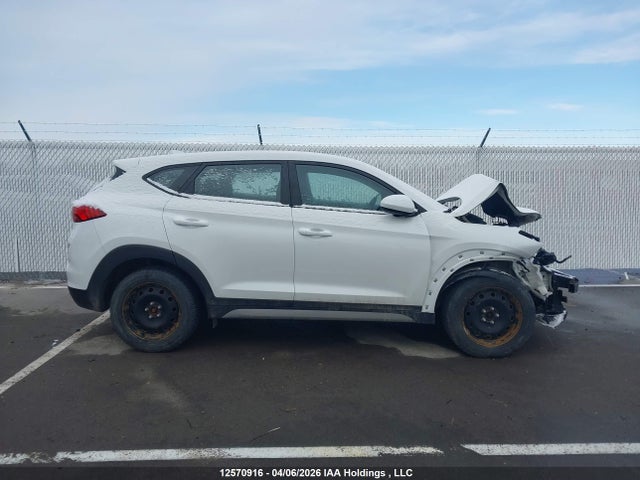 Продажа на аукционе авто 2021 Hyundai Tucson Essential Awd, vin: KM8J2CA45MU347965, номер лота: 12570916