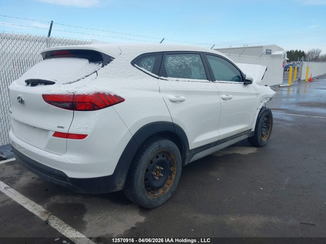 Продажа на аукционе авто 2021 Hyundai Tucson Essential Awd, vin: KM8J2CA45MU347965, номер лота: 12570916