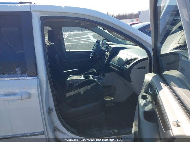 Продажа на аукционе авто 2014 Dodge Grand Caravan Crew, vin: 2C4RDGDG9ER350607, номер лота: 12582449