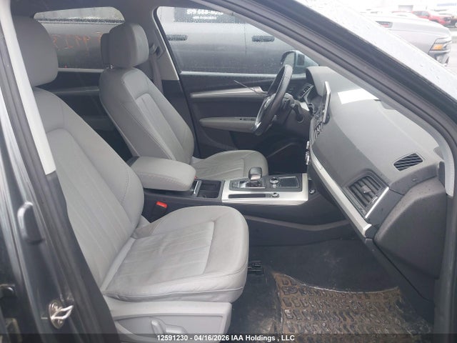 WA1BNAFY2J2102610 Audi Q5 Premium Plus