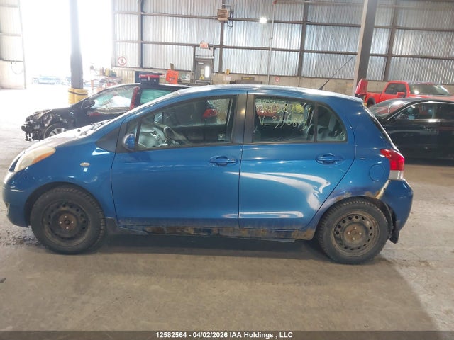 12582564 :رقم المزاد ، JTDKT4K38B5336869 vin ، 2011 Toyota Yaris Le مزاد بيع