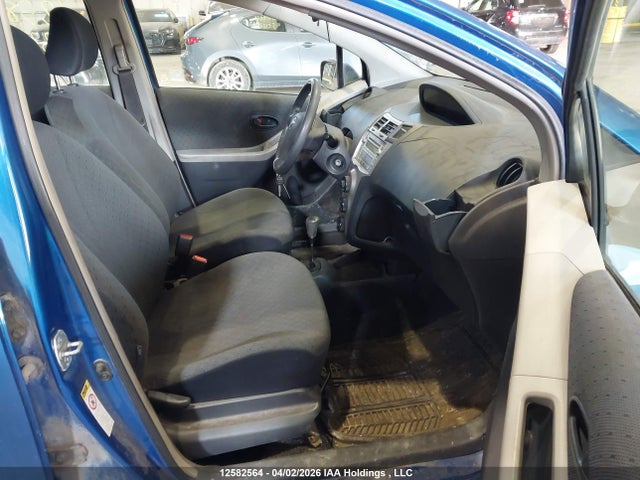 12582564 :رقم المزاد ، JTDKT4K38B5336869 vin ، 2011 Toyota Yaris Le مزاد بيع