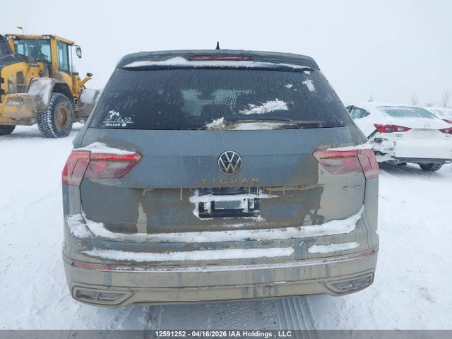 Продажа на аукционе авто 2023 Volkswagen Tiguan Se R-line Black, vin: 3VV8B7AX2PM038386, номер лота: 12591252