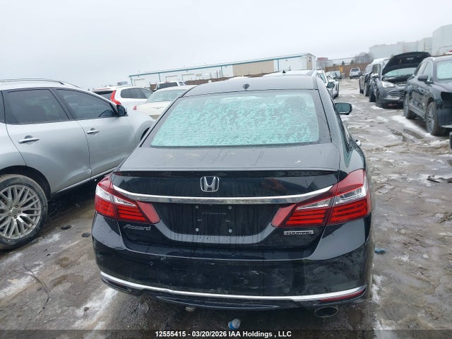1HGCR2F06HA803943 Honda Accord Touring