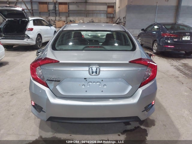 2HGFC2F55JH031047 Honda Civic