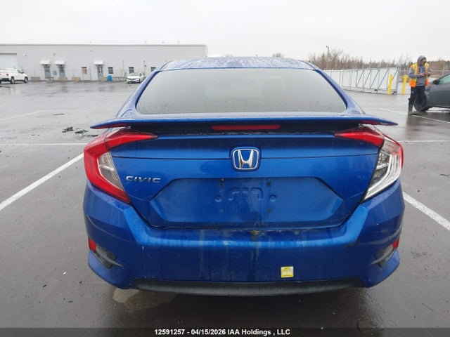 2HGFC2F66JH035438 Honda CIVIC SE