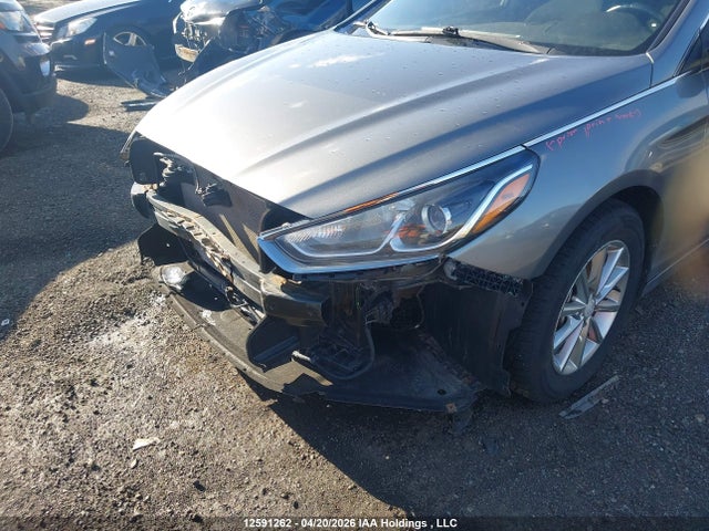 5NPE24AF4JH617612 Hyundai SONATA SE