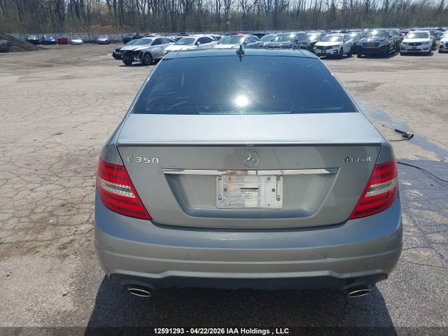 2013 Mercedes-benz C 350 4matic მანქანა იყიდება აუქციონზე, vin: WDDGF8JB1DA801585, აუქციონის ნომერი: 12591293