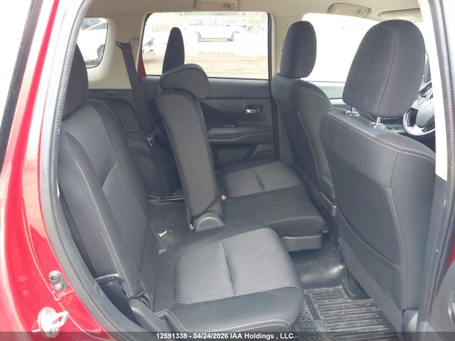 JA4JZ3AX9HZ608589 Mitsubishi Outlander