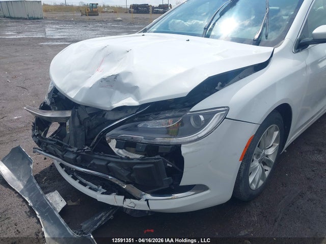 2015 Chrysler 200 C მანქანა იყიდება აუქციონზე, vin: 1C3CCCCG0FN515983, აუქციონის ნომერი: 12591351