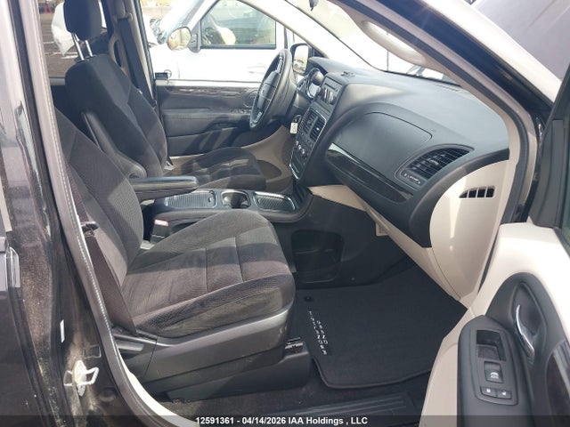 2C4RDGBG0ER456043 Dodge Grand Caravan Se