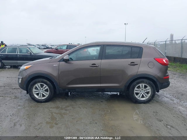 12591369 :رقم المزاد ، KNDPBCA22C7276394 vin ، 2012 Kia Sportage مزاد بيع