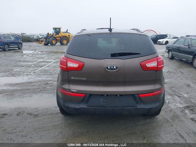 12591369 :رقم المزاد ، KNDPBCA22C7276394 vin ، 2012 Kia Sportage مزاد بيع