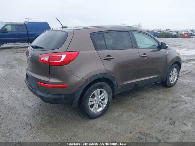 12591369 :رقم المزاد ، KNDPBCA22C7276394 vin ، 2012 Kia Sportage مزاد بيع