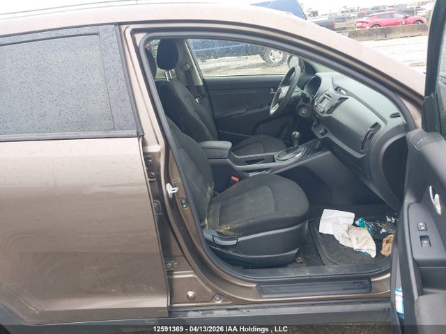 12591369 :رقم المزاد ، KNDPBCA22C7276394 vin ، 2012 Kia Sportage مزاد بيع