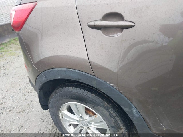 12591369 :رقم المزاد ، KNDPBCA22C7276394 vin ، 2012 Kia Sportage مزاد بيع