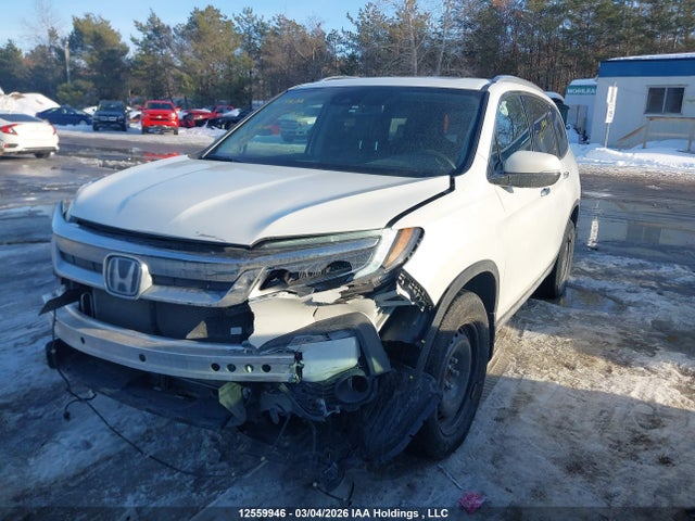 5FNYF6H68NB504558 Honda Pilot Touring 7p