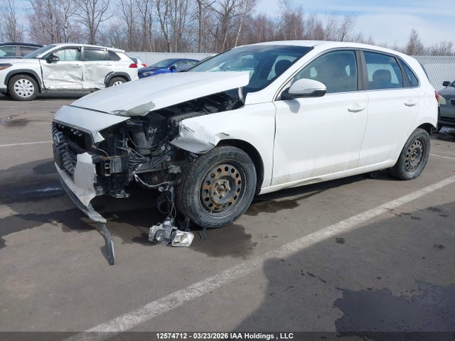 KMHH35LE1JU008189 Hyundai Elantra Gt Gl