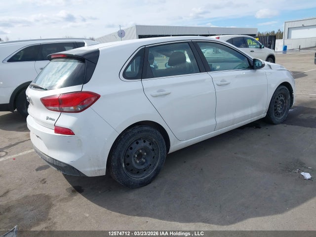 KMHH35LE1JU008189 Hyundai Elantra Gt Gl