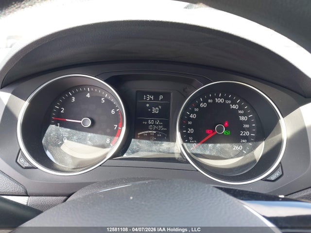 12581108 :رقم المزاد ، 3VW2B7AJ0HM217329 vin ، 2017 Volkswagen Jetta 1.4 Tsi Trendline+ مزاد بيع