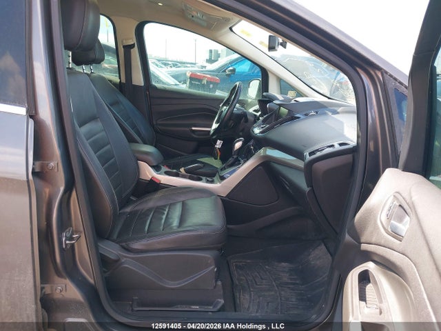 12591405 :رقم المزاد ، 1FADP5BU7DL528400 vin ، 2013 Ford C-max Sel مزاد بيع
