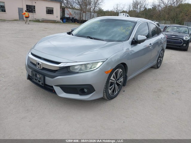 Продажа на аукционе авто 2016 Honda Civic Ex, vin: 2HGFC1F4XGH114015, номер лота: 12591406