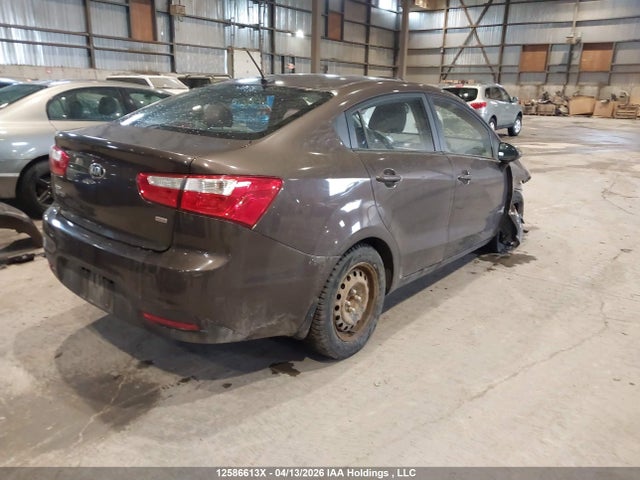 12586613 :رقم المزاد ، KNADM4A32F6429858 vin ، 2015 Kia Rio Ex/ex+/lx/lx+/sx مزاد بيع