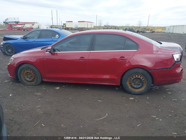 12591414 :رقم المزاد ، 3VWLA7AJ2FM264396 vin ، 2015 Volkswagen Jetta 2.0 Tdi Highline مزاد بيع