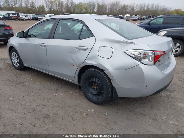 12591424 :رقم المزاد ، 2T1BURHE1FC408118 vin ، 2015 Toyota Corolla مزاد بيع