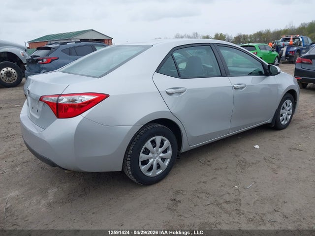 12591424 :رقم المزاد ، 2T1BURHE1FC408118 vin ، 2015 Toyota Corolla مزاد بيع