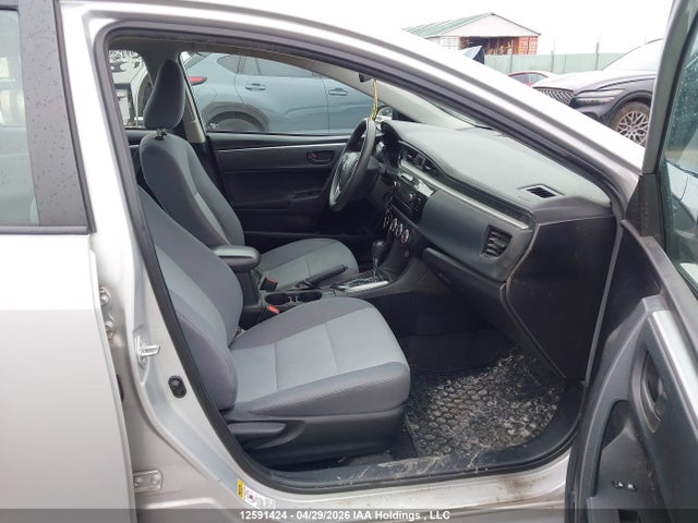 12591424 :رقم المزاد ، 2T1BURHE1FC408118 vin ، 2015 Toyota Corolla مزاد بيع