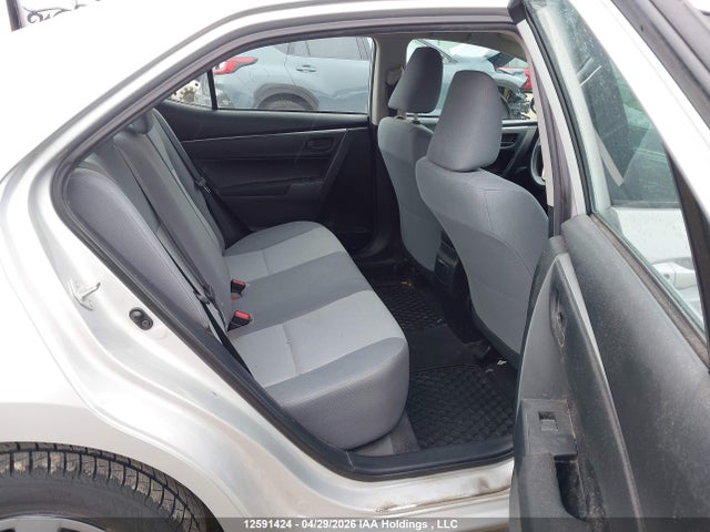 12591424 :رقم المزاد ، 2T1BURHE1FC408118 vin ، 2015 Toyota Corolla مزاد بيع