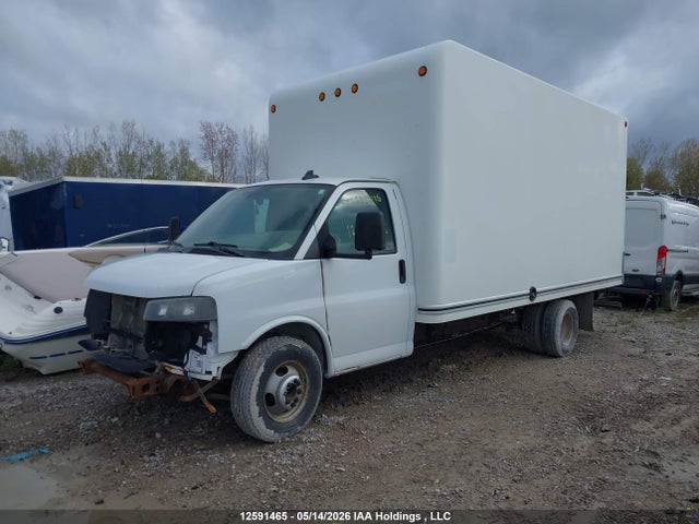 1HA3GTCG2KN012185 Chevrolet Express Cutaway Work Van