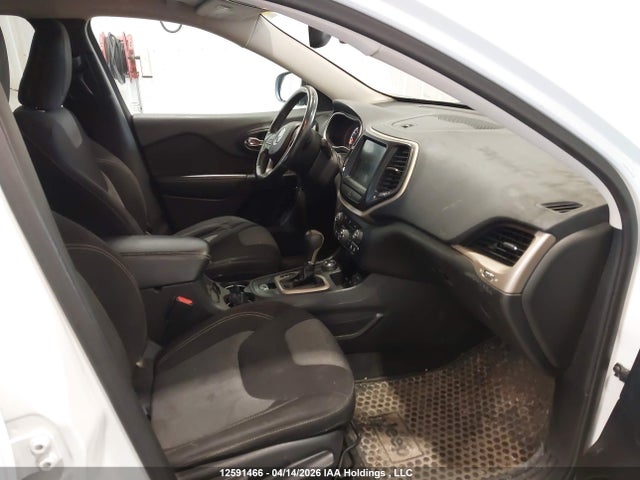 12591466 :رقم المزاد ، 1C4PJMCS0EW156950 vin ، 2014 Jeep Cherokee Latitude مزاد بيع
