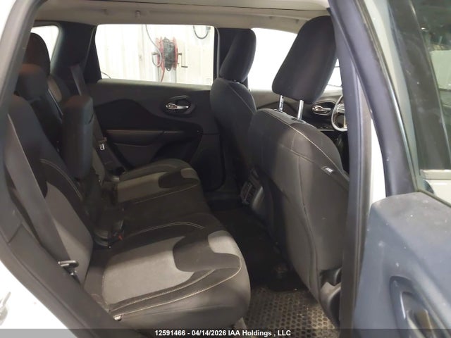 12591466 :رقم المزاد ، 1C4PJMCS0EW156950 vin ، 2014 Jeep Cherokee Latitude مزاد بيع