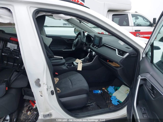 Продажа на аукционе авто 2021 Toyota Rav4 Le, vin: 2T3B1RFV2MC146528, номер лота: 12591480