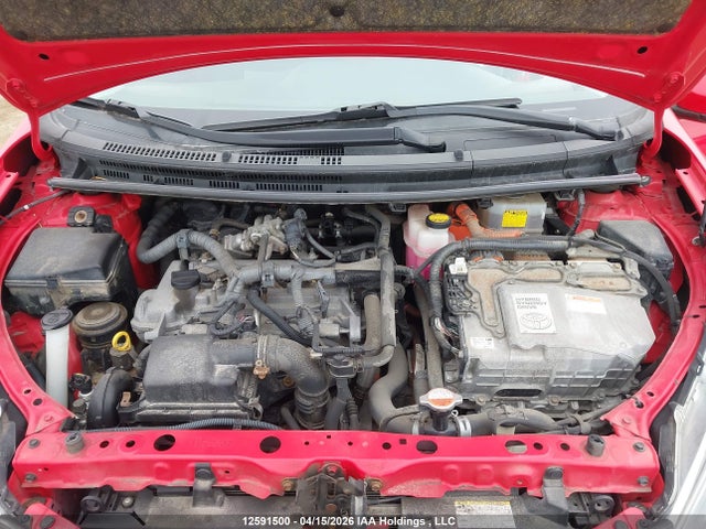 JTDKDTB30G1126174 Toyota PRIUS C