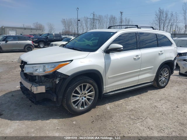 5TDJKRFH4FS129915 Toyota Highlander Xle