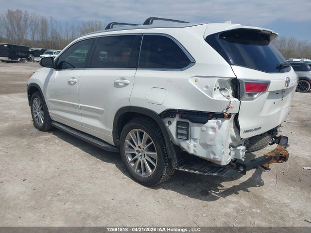 5TDJKRFH4FS129915 Toyota Highlander Xle