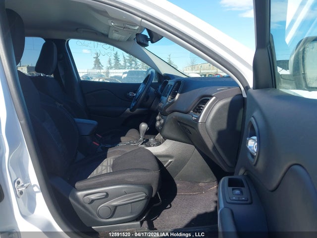 12591520 :رقم المزاد ، 1C4PJMCX2KD141949 vin ، 2019 Jeep Cherokee North مزاد بيع
