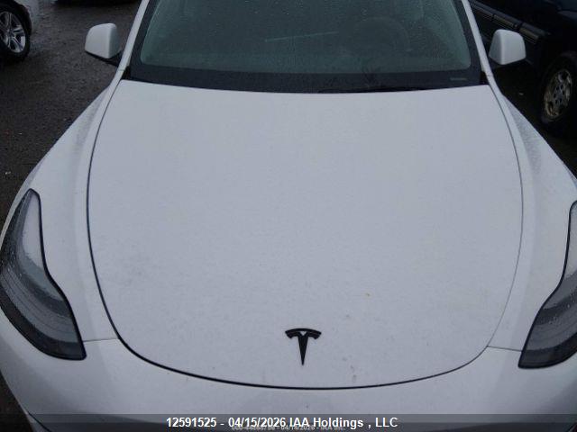 7SAYGDEE3NF564456 Tesla Model Y