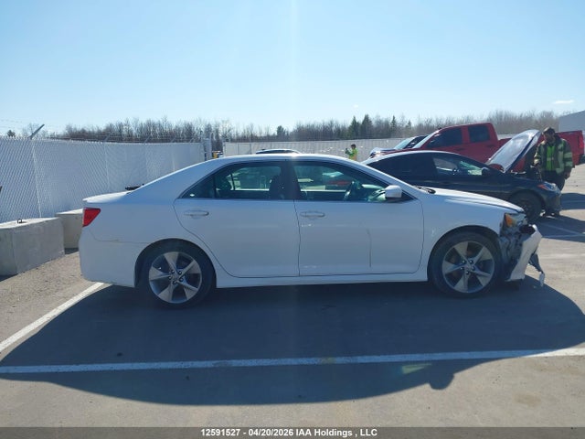 12591527 :رقم المزاد ، 4T1BF1FKXEU378005 vin ، 2014 Toyota Camry Se مزاد بيع