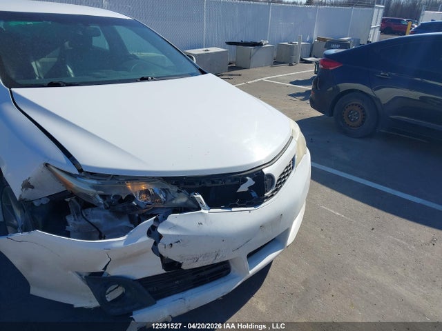 12591527 :رقم المزاد ، 4T1BF1FKXEU378005 vin ، 2014 Toyota Camry Se مزاد بيع